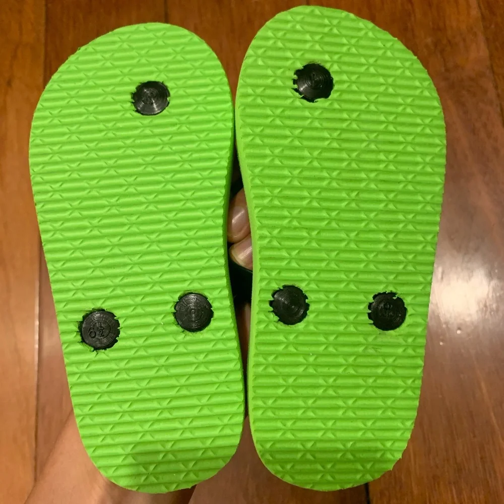 Kids flip and flops ( sandals) new